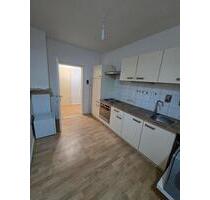 Renovierte 2-Zimmer-Wohnung im 1. OG in Duisburg Dellviertel