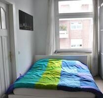Schöne 2-Zimmer-Altbauwohnung in Düsseldorf Niederkassel