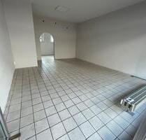 Ladenlokal in Solingen-Ohligs - 700,00 EUR Kaltmiete, in Solingen (PLZ: 42697) Ohligs