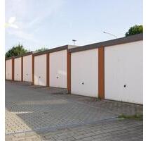 GÜNSTIGE GARAGEN CARPOTS UND AUßENSTELLPLÄTZE ZU VERMIETEN - Walsrode