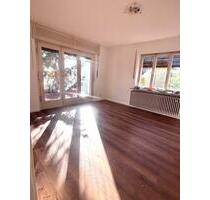 Traumhafte EG Wohnung mit 3 Zimmer,Terasse und Garatenanteil. - Erlangen Alterlangen