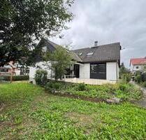 TOP Lage, 2-3 Familienhaus mit ca 5% Rendite zum Verkaufen - Bindlach