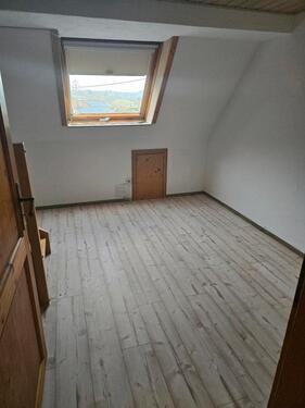 Foto - Dachgeschoßwohnung in Wernau (Neckar) zur Miete