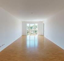 Große 3-Zimmer-Wohnung mit 2 Balkonen - Frankfurt am Main Sachsenhausen