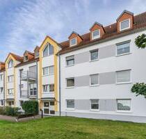 Großzügige 4-Raum Wohnung mit zwei Balkonen - Weinböhla