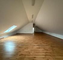 Barrierefreie 3-Zimmer-Dachgeschosswohnung mit Aufzug - Großalmerode