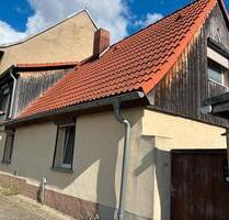 Kleines Haus in Tollwitz - 85.000,00&nbsp;EUR Kaufpreis, ca.&nbsp; 80,00&nbsp;m&sup2; in Markranstädt (PLZ: 04420)