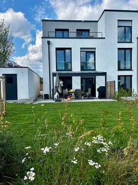 Foto - Neuwertige Doppelhaushälfte **ohne Provision, mit Solar**