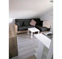 Kleine 2-Zimmer-Wohnung voll möbliert in Stammbach