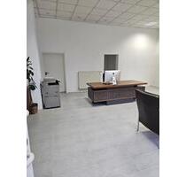 Office zu Miete im Erdgeschoss - 650,00 EUR Kaltmiete, in Plauen (PLZ: 08523)