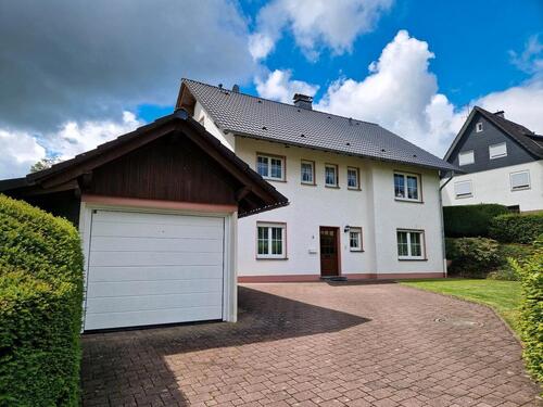 Foto - 5 Zimmer Einfamilienhaus zum Kaufen in Wiehl
