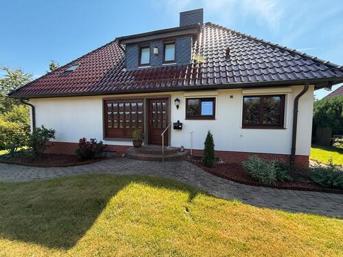 Foto - Großzügiges Einfamilienhaus auf 836 m² Grundstück in Großhansdorf