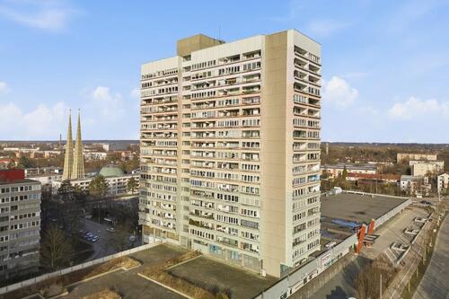 Foto - Wohnen mit Blick über die Stadt: Komplett renovierte 2-ZKB-Whg. im Schwabencenter