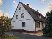 Foto - Wohnhaus Doppelhaus-Hälfte, ausbaufähig in schöner Lage