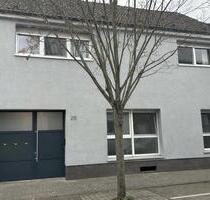 Helle 2 Zimmerwohnung absofort bezugsfrei - Brühl