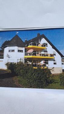 Foto - Wohnung 3ZKB, ca. 83 qm mit großen Dachboden und Keller