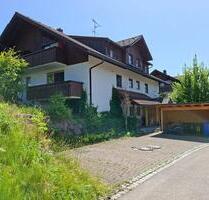 Schöne ruhige Dachgeschosswohnung mit Balkon und Abendsonne - Stiefenhofen
