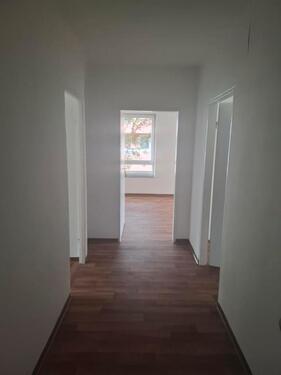 Foto - Gut geschnittene 3-Zimmer-Wohnung mit Balkon