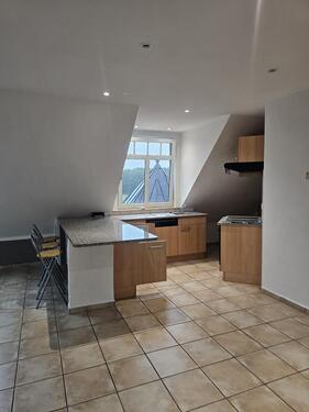 Foto - Penthousewohnung mit Aufzug, Balkon und Garage