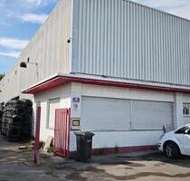 Halle zu vermieten mit Garagentor - Köln Nippes