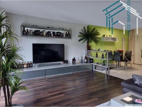 Foto - Sehr großzügige 2 Zimmerwohnung mit sonnigem Balkon