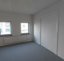 Flensburg: 3 Zi., Erdgeschoss, sofort verfügbar, ink. Einbauküche