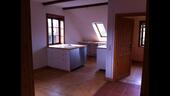 Foto - Helle Dachgeschoss-Wohnung - 690,00 EUR Kaltmiete,