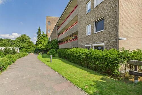 Foto - LoxstedtStotel I Zentral gelegene 3-Zimmer-Wohnung mit Garten