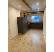 Ansprechende 2-Zimmer-DG-Wohnung mit EBK in Herborn