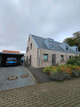 Foto - 5 Zimmer 120qm DHH ruhige Lage Husum