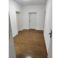 -Zimmer-Wohnung ca. 100 m² in Uetersen zu vermieten (befristet)