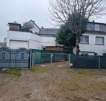 Dreifamilienhaus - 649.000,00&nbsp;EUR Kaufpreis, ca.&nbsp; 267,00&nbsp;m&sup2; in Worms (PLZ: 67547)