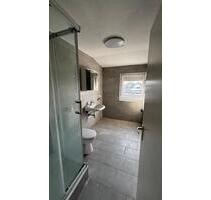 Moderne 1-Zimmer Wohnung mit Tageslichtbad und separater Küche - Babenhausen