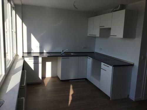 Foto - Große, helle, komplett sanierte 3 Zimmer-Wohnung in Schleswig Nord. Ideal für Paare!