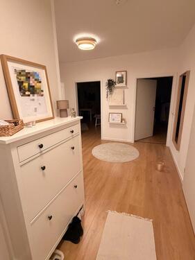 Foto - 3 Zimmerwohnung - 1.025,00&nbsp;EUR Kaltmiete, ca.&nbsp; 91,00&nbsp;m&sup2;