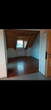 Foto - 3 Zimmer Dachgeschoßwohnung in Reichertshausen