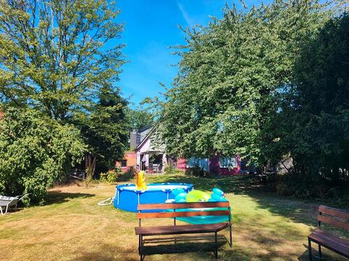 Foto - Einfamilienhaus mit großem Grundstück
