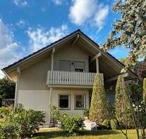 Einfamilienhaus in ruhiger Lage mit großen Garten - Langerringen