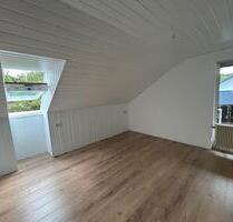 Gemütliche Dachgeschosswohnung mit Balkon in Ländlicher Lage - Schmallenberg