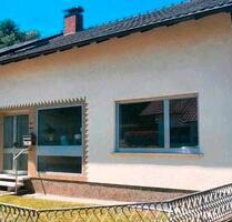 1 bis 2 Familienhaus mit Garten - Rehlingen-Siersburg