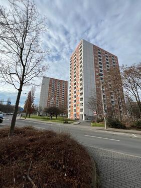 Foto - Gamigstraße 22-schöne 2 ZKB Wohnung für eine Person im 14.OG *ab sofort* zu vermieten