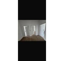 4-Zimmer Wohnung - 1.050,00&nbsp;EUR Kaltmiete, ca.&nbsp; 100,00&nbsp;m&sup2; in Pforzheim (PLZ: 75172) Weststadt