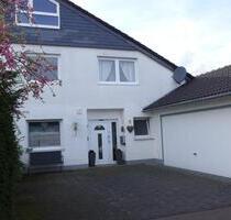 Haus zur Miete - 1.650,00 EUR Kaltmiete, ca.  175,00 m² in Lindlar (PLZ: 51789)