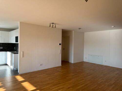 Foto - 4 Zimmer Mehrfamilienhaus, Wohnhaus in Kaiserslautern