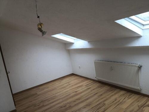 Foto - 3,5 Zimmer-Dachgeschosswohnung Münchberg