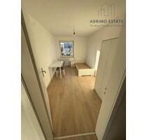 Möbliertes WG-Zimmer in einer renovierten 4-Zimmer-Wohnung! - Biberach an der Riß