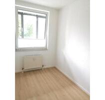 1,5-Zimmer-Wohnung, 42 qm, Balkon & Badewanne in Hainholz - Hannover Herrenhausen-Stöcken