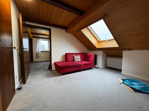 Foto - 1 Zimmer Dachgeschoßwohnung zur Miete in Erlenbach am Main