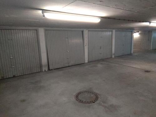Foto - ++Stellplatz (Einzelgarage abschließbar) in keiner TG Garage