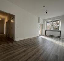 Top gepflegte 2-ZKB Wohnung | Loggia, Kammer und Keller | Tageslichtbad | ab SOFORT in LU Süd !! - Ludwigshafen am Rhein Parkinsel